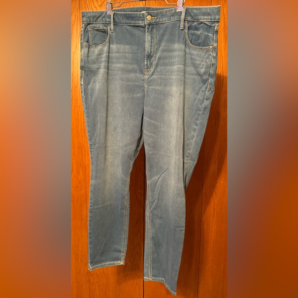 Old Navy High Rise Rockstar Super Skinny Jeans